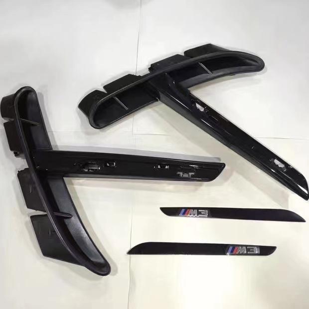 BMW M3 Black Label fender vents with M3 metal emblem badges