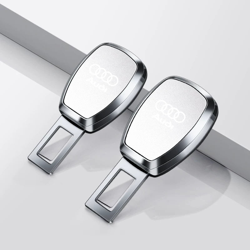 Audi Signature Seat Belt Extender – Nappa-Grain Chrome Edition