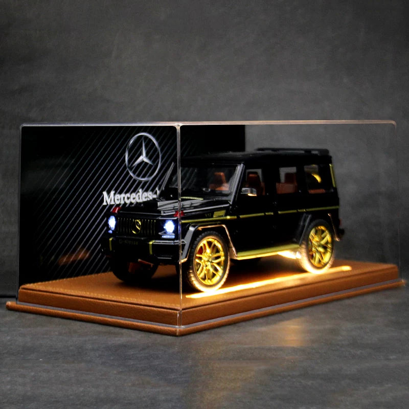 Black 1:24 Mercedes-AMG G63 diecast model – LED Leather Display Case with Mercedes Backdrop