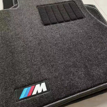BMW specialtilpassede bilmåtter – Sæt i velour- og jacquard-tæppe