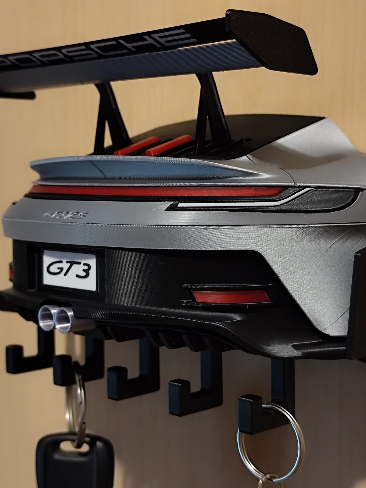Porsche GT3 RS 3D key holder rear wing and exhaust detail