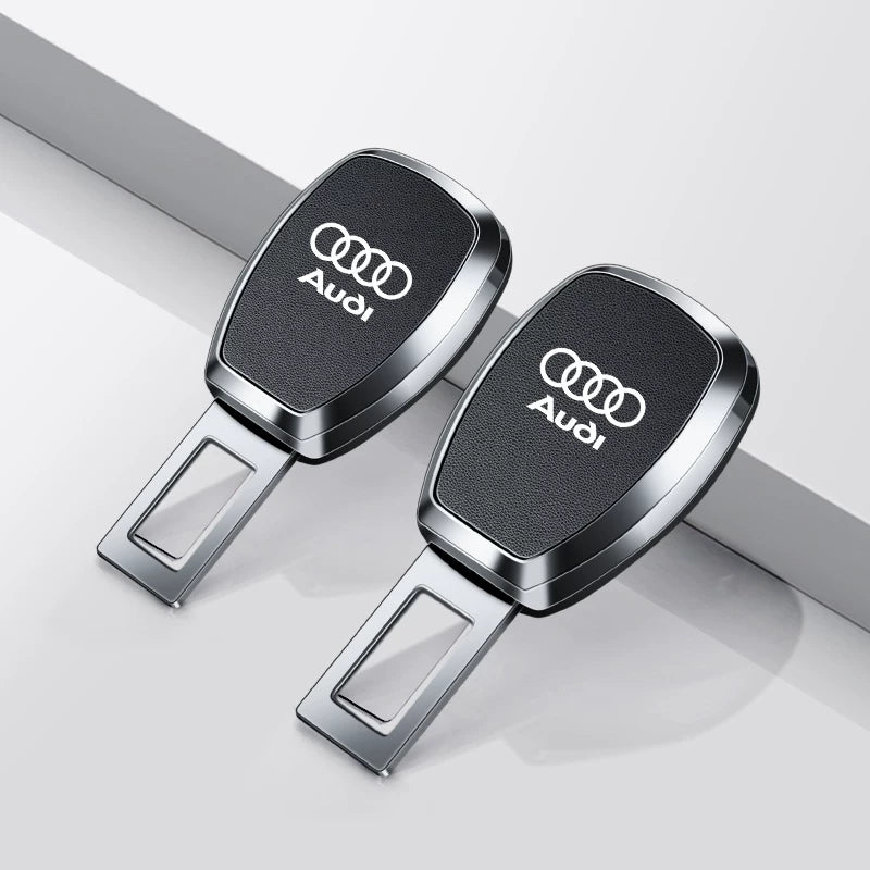 Audi Signature Seat Belt Extender – Nappa-Grain Chrome Edition
