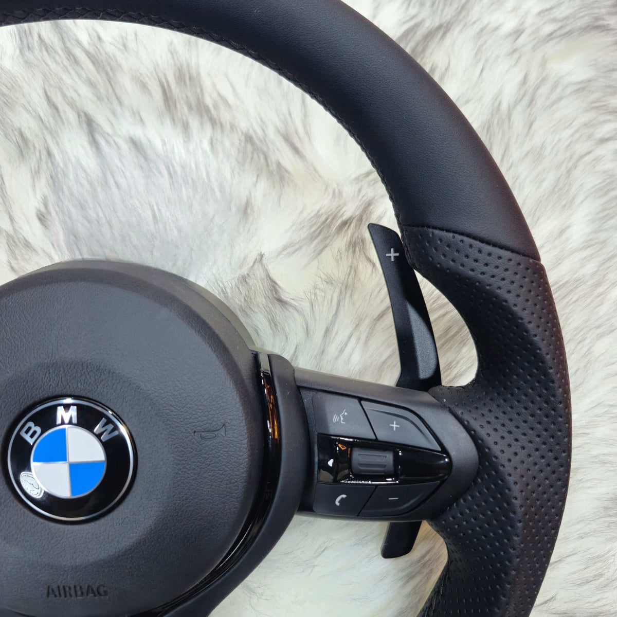 Customized Nappa leather steering wheel for BMW F Series - right side paddle and controls